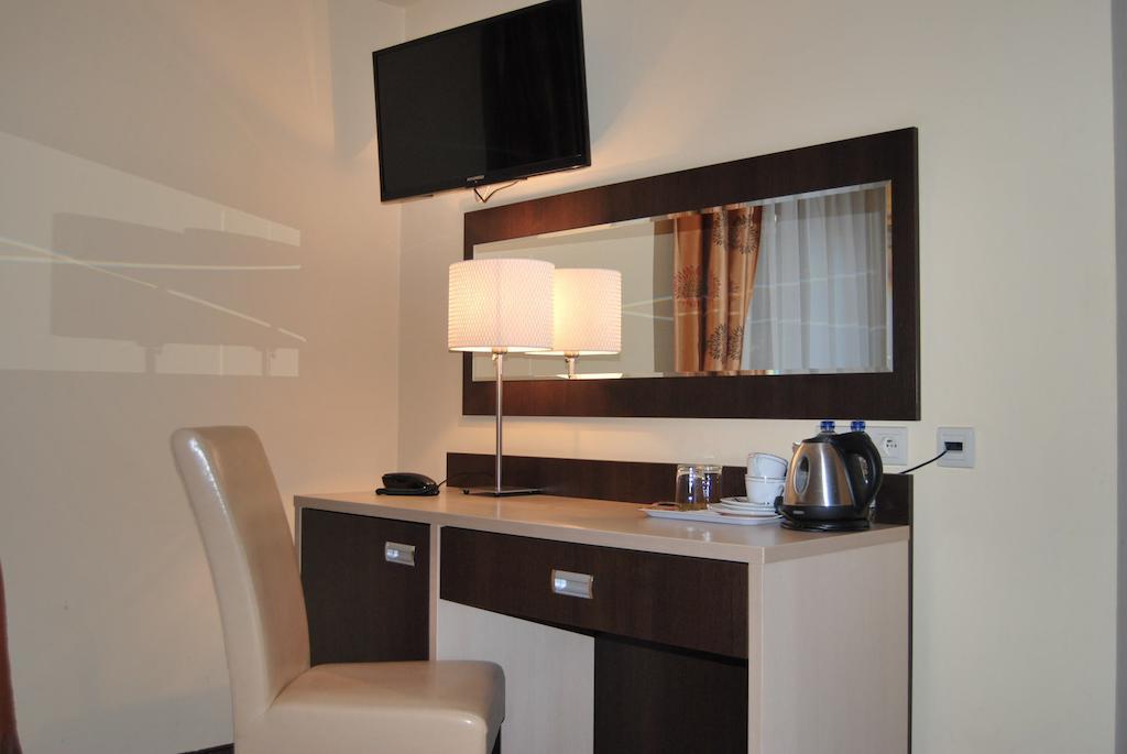 Hotel Eljot Sielpia Wielka Room photo